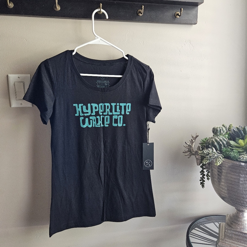 Hyperlite Women's Black Tee